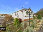 2 bed property for sale