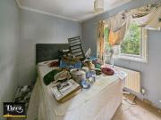 2 bed property for sale