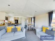 2 bed property for sale
