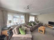2 bed property for sale