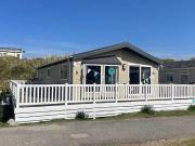 2 bed property for sale
