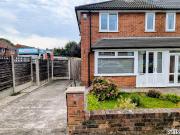 2 bed Semi detached in Kingston Road, Failsworth,...