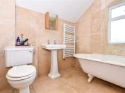 3 bed terraced house to rent in Princes Road, East...