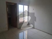 2 Bed Unfurnished Apartment Is Available For Rent Luxus...