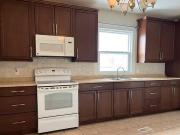 2 BED UP DOWN DUPLEX CENTRALLY LOCATED MAY 1ST