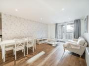 2 bed Upper Floor Flat to Let for rent in Greenwich, London