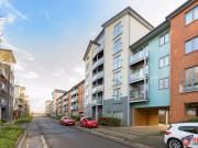 2 bed Upper Floor Flat to rent in Gateshead Tyne And...