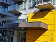 2 Bed Window + Closet in both rooms + 1 Bath