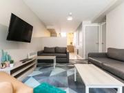 2 Bedroom, 1 Bathroom