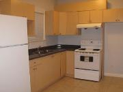 2 Bedroom 1 Full Bath East Vancouver Include Utilities...