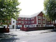 2 bedroom 1st floor apartment for rent