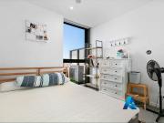 2 BEDROOM 2 BATHROOM 1 CAR PARK FULLY FURNISHED...