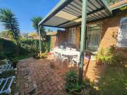 2 bedroom 2 bathroom town house on t.