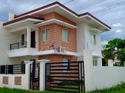 2 Bedroom, 2 Storey House and Lot for Sale in Alaminos...