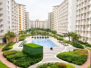 2 Bedroom 2BR Condo for Sale in Muntinlupa City at Field...