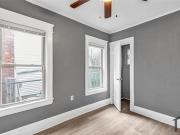 2 Bedroom Apartment 652 E 106Th St in Cleveland, OH...