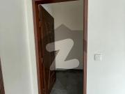 2 bedroom apartment available for rent lawrence road