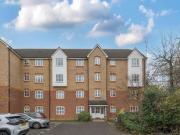 2 Bedroom Apartment Aylesbury Buckinghamshire 96787600