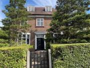 2 Bedroom Apartment Barnet Greater London 89295755