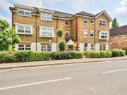 2 Bedroom Apartment Berkshire Windsor And Maidenhead...