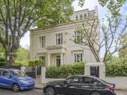 2 Bedroom Apartment Camden Greater London 96720668