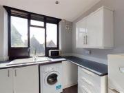 2 Bedroom Apartment Canterbury Kent 93752209