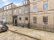 2 Bedroom Apartment City Of Edinburgh City Of Edinburgh...