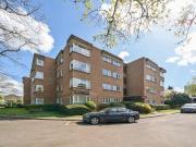2 Bedroom Apartment Ealing Greater London 90669767