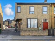 2 Bedroom Apartment Flat