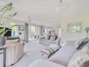 2 Bedroom Apartment Flat