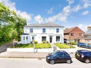 2 Bedroom Apartment Flat