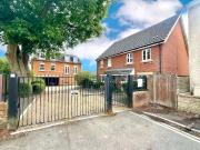 2 Bedroom Apartment Flat