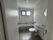 2 Bedroom Apartment / Flat For Rent in Hayfields,...