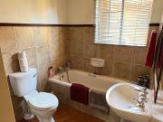 2 Bedroom Apartment / Flat For Sale in Mooikloof Ridge