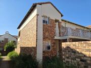 2 Bedroom Apartment / Flat For Sale in Moreleta Park