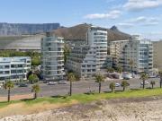 2 Bedroom Apartment / Flat For Sale in Mouille Point
