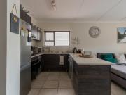 2 Bedroom Apartment / Flat For Sale in Oakdene