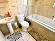 2 Bedroom Apartment / Flat For Sale in Olympus AH