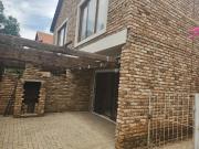 2 Bedroom Apartment / Flat For Sale in Potchefstroom Central