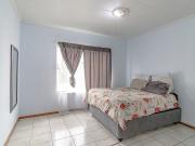 2 Bedroom Apartment / Flat For Sale in Randburg Central