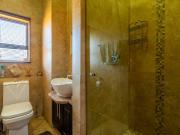 2 Bedroom Apartment / Flat For Sale in Ravenswood