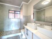 2 Bedroom Apartment / Flat For Sale in Rietvalleirand