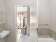 2 Bedroom Apartment / Flat For Sale in South Hills