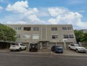 2 Bedroom Apartment / Flat For Sale in Vredehoek