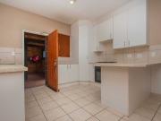 2 Bedroom Apartment / Flat For Sale in Wilgeheuwel