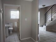 2 Bedroom Apartment / Flat to Rent in Maitland
