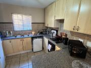 2 Bedroom Apartment / Flat To Rent in Mooikloof Ridge