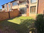 2 Bedroom Apartment / Flat To Rent in Mooikloof Ridge