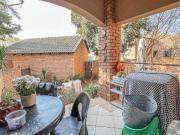 2 Bedroom Apartment / Flat To Rent in Moreleta Park