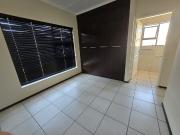 2 Bedroom Apartment / Flat To Rent in Oakdene